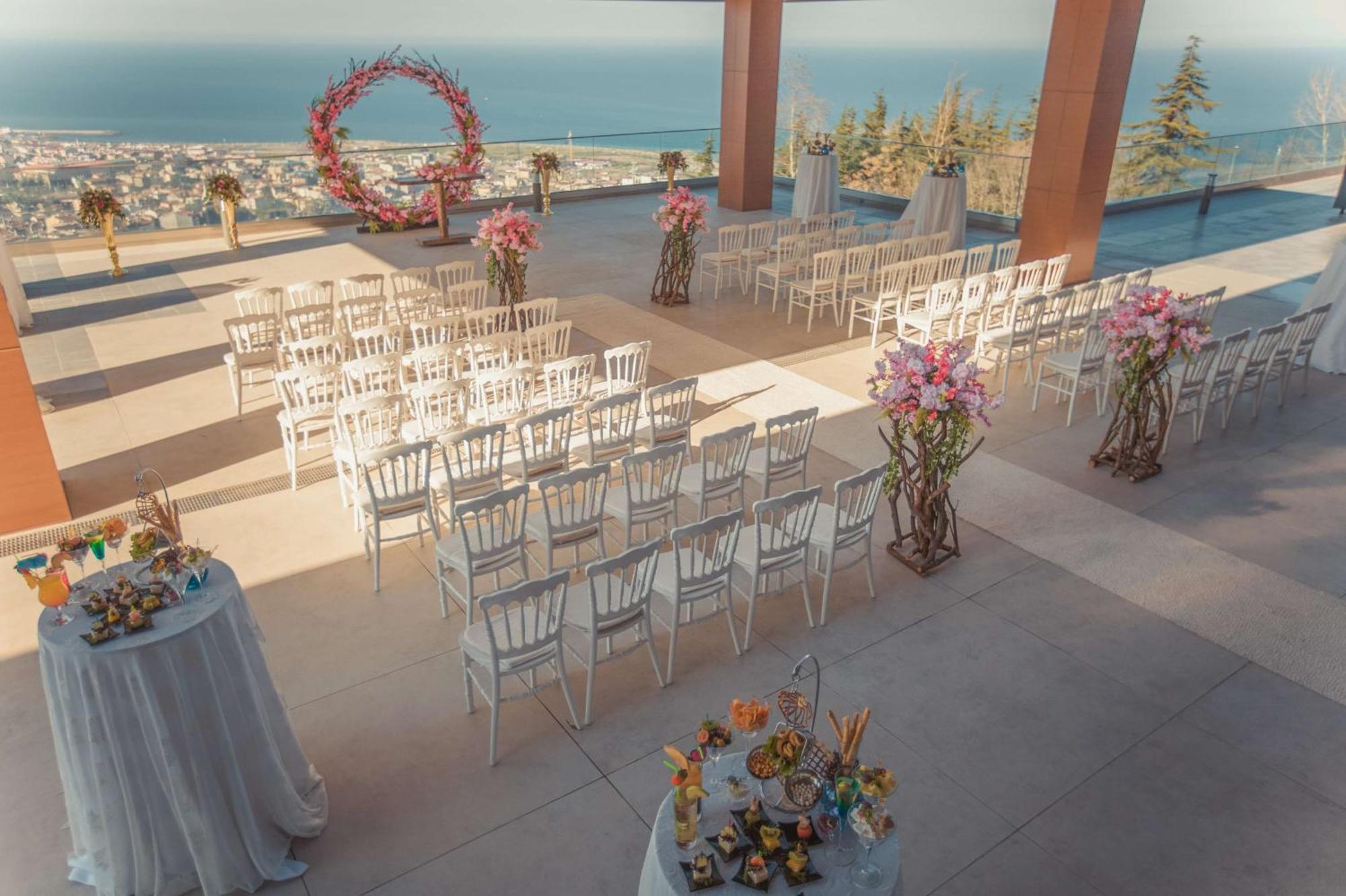 Radisson Blu Hotel Trabzon Exteriér fotografie The wedding venue